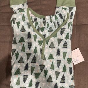 Lauren Conrad 2 piece Christmas pajamas. Size petite small. NWT